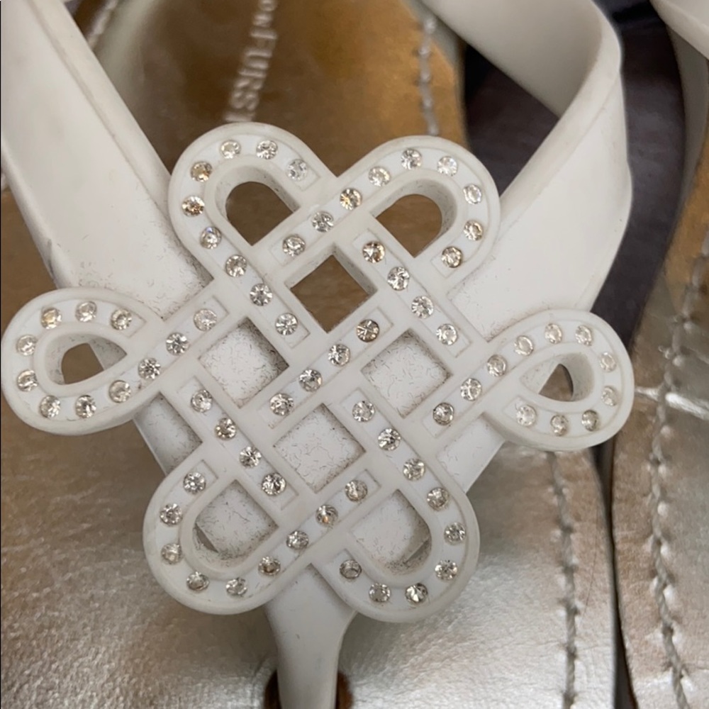 Authentic Diane Von Furstenberg White Sandals sz:8 - Picture 6 of 9